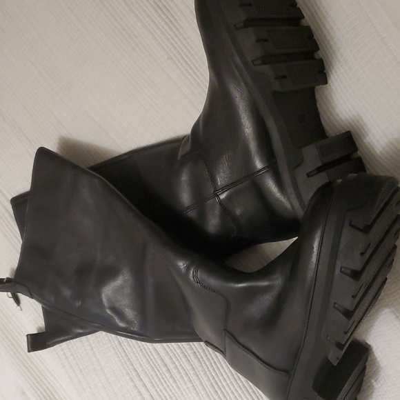 H&M Knee High Boots - Picture 2 of 8